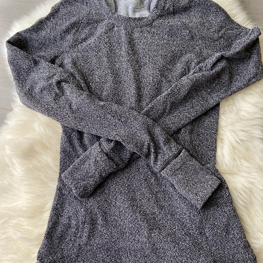 Lululemon long sleeve top